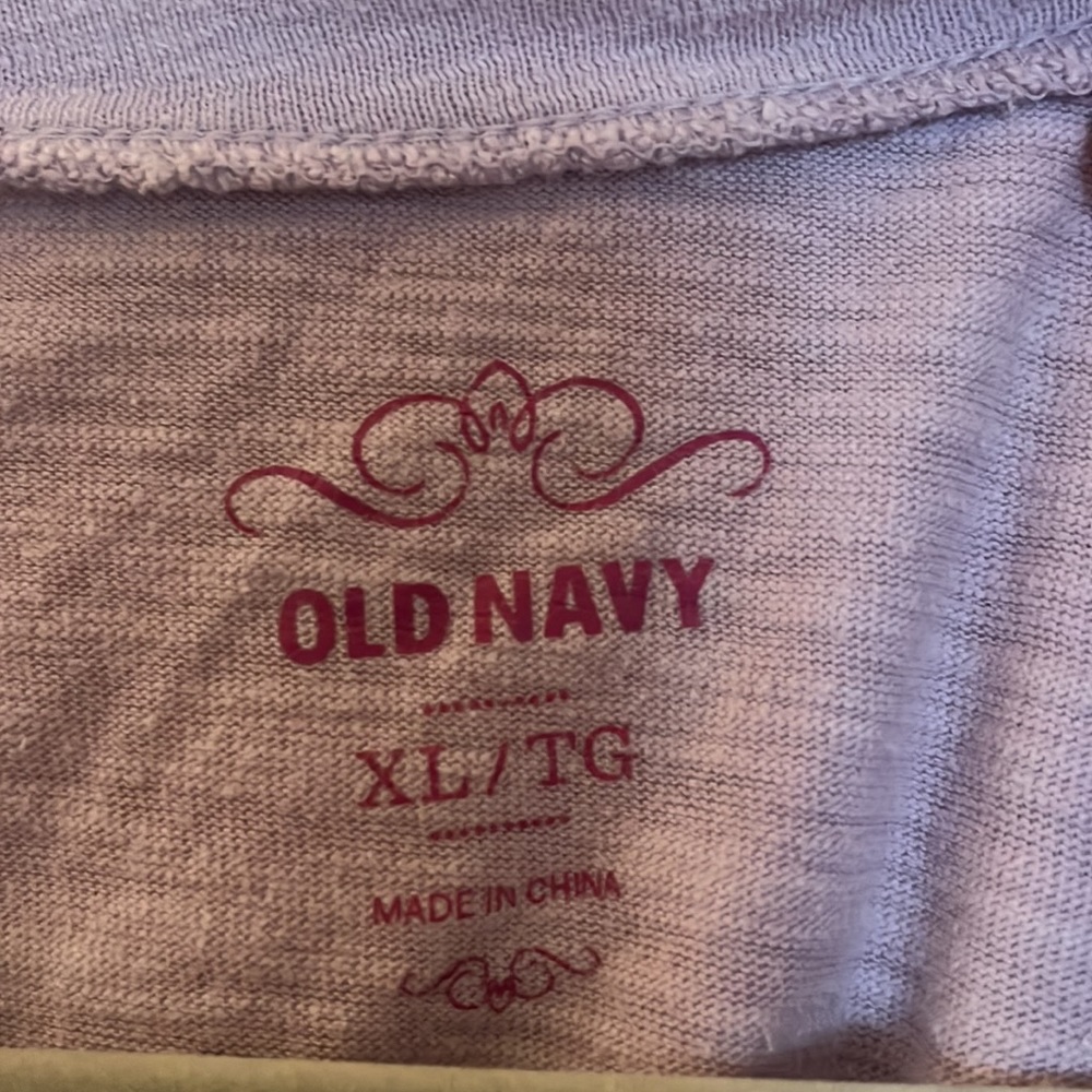 Old Navy Light Purple V Neck T-Shirt 100% Cotton - Picture 2 of 7